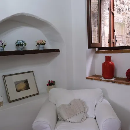 Joy's Nest Apartman *