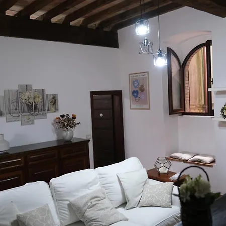 Διαμέρισμα Joy's Nest *